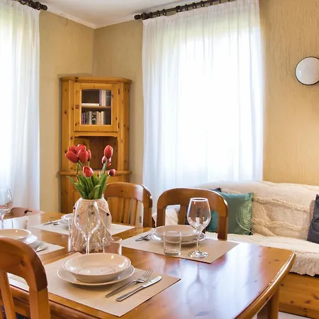 Verde Barzio Apartment